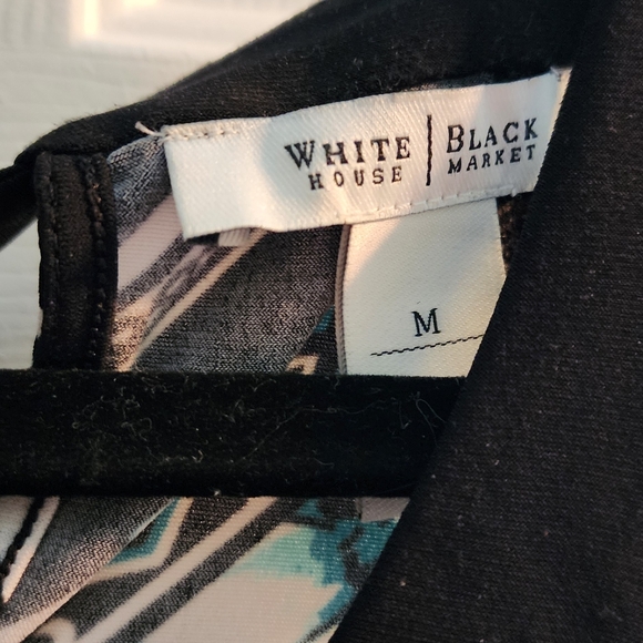 Gorgeous White House Black Market Tunic w/Teal floral print & Black - Picture 4 of 5